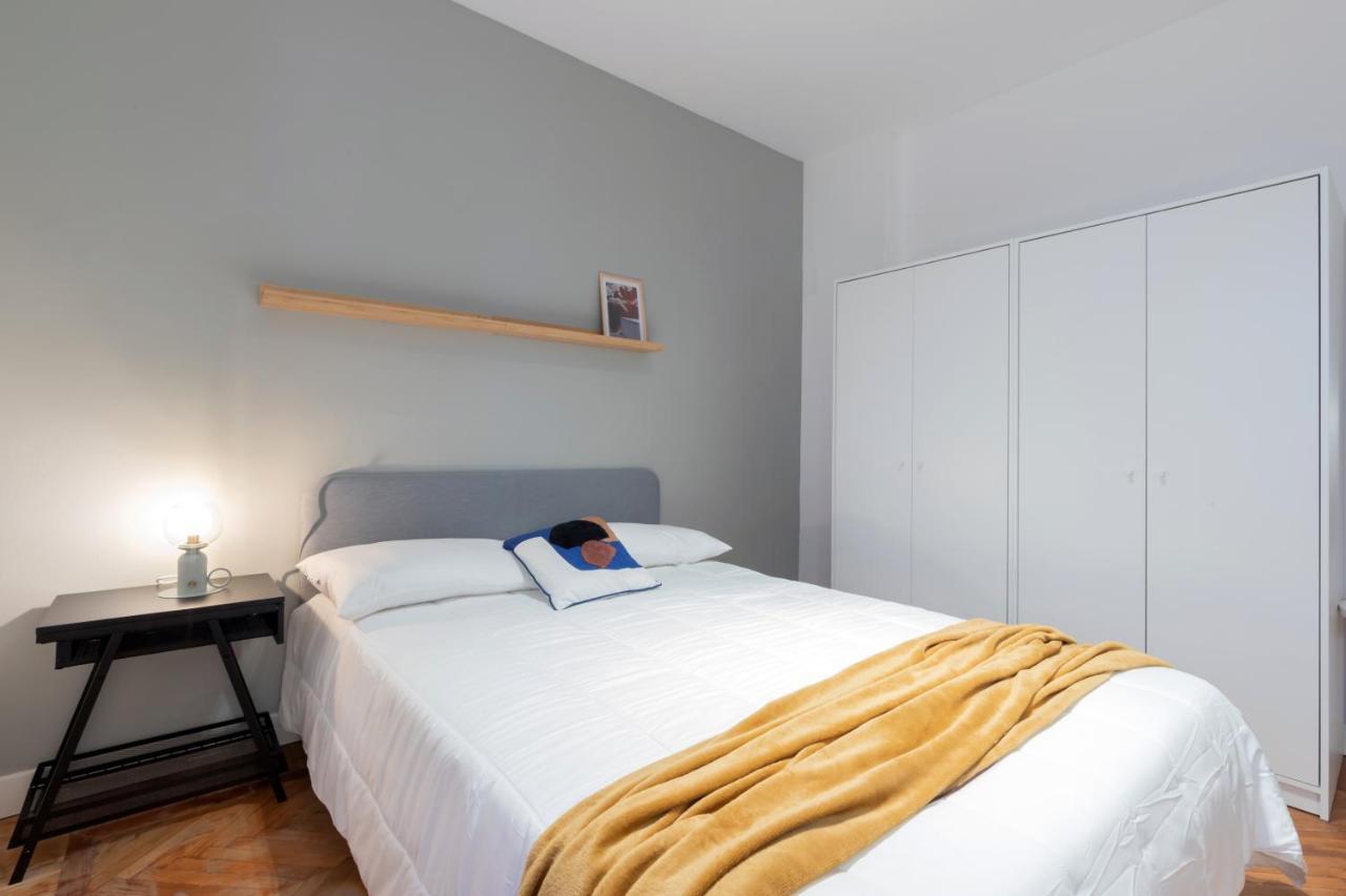 Top Living Apartments - Carducci 토리노 외부 사진